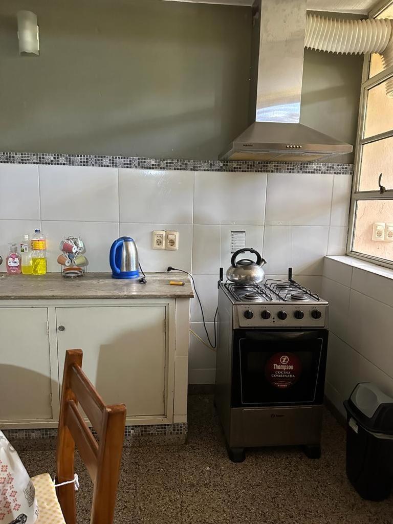 Leohome Melo Buitenkant foto
